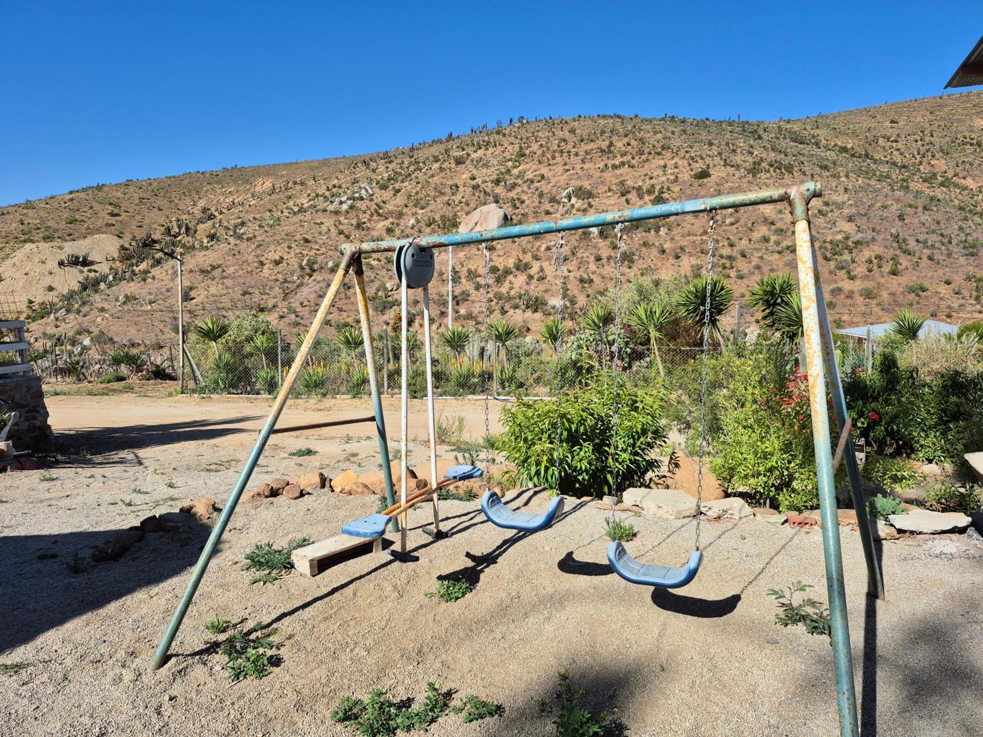 Hostal Los Almendros Canela Baja Esterno foto